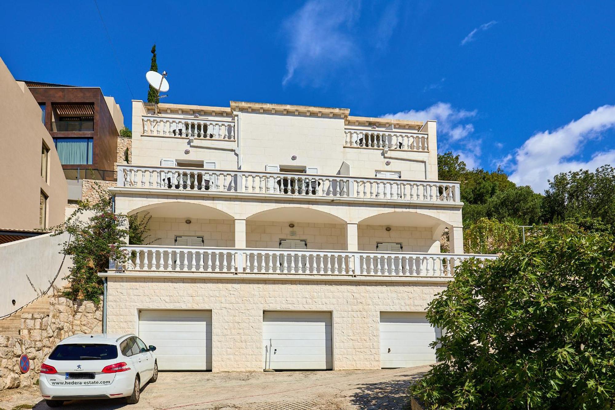 Hedera Estate, Hedera A53 Dubrovnik